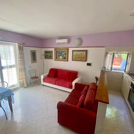Apartment Tirreno Tirrenia