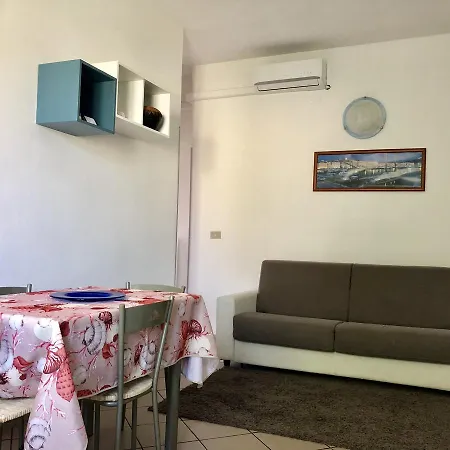 Tirreno Apartment Tirrenia