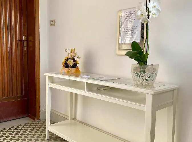 Tirreno Apartament