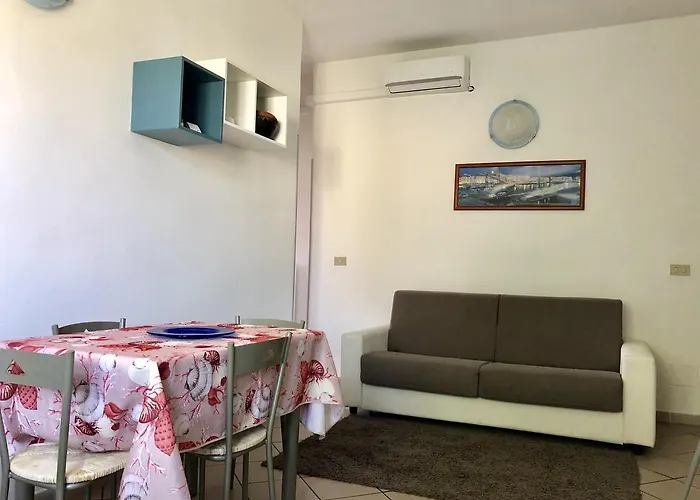 Tirreno Apartament Tirrenia